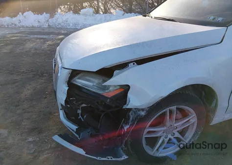 2015 Audi Q5 2.0T Premium z USA, uszkodzony, nr VIN WA1LFAFP9FA145914